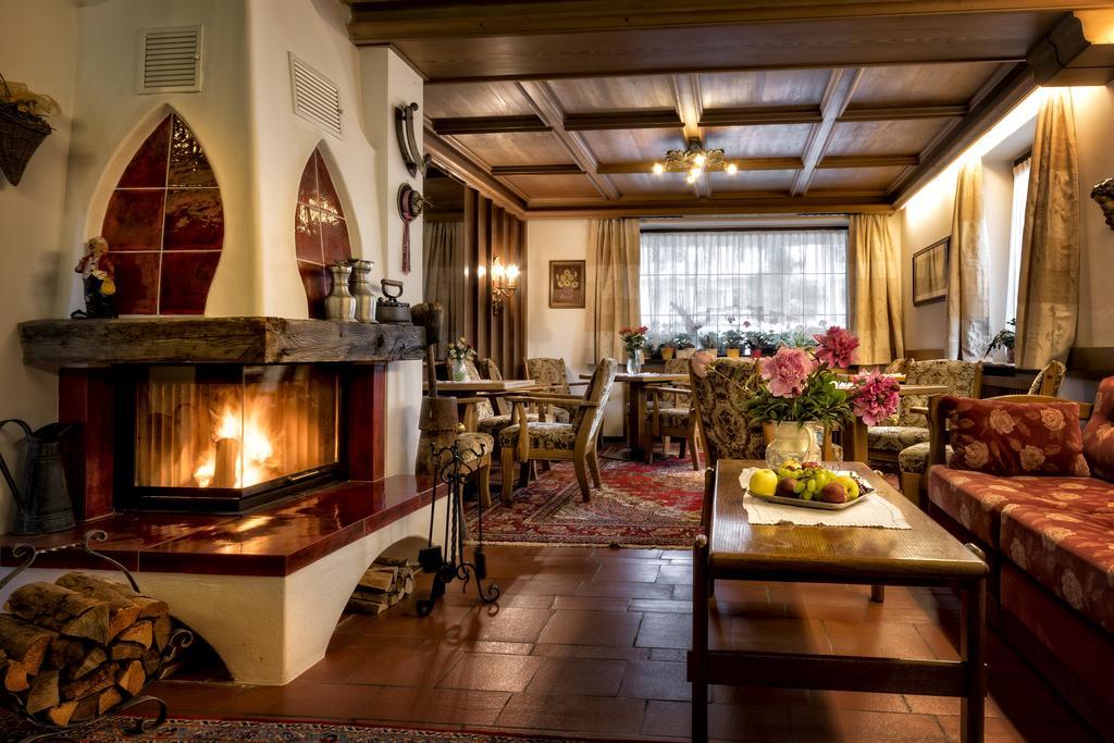 Hotel Moritz Dobbiaco Zewnętrze zdjęcie