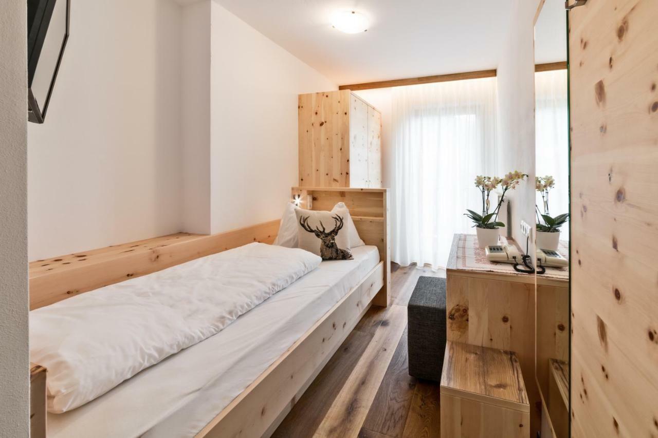 Hotel Moritz Dobbiaco Zewnętrze zdjęcie