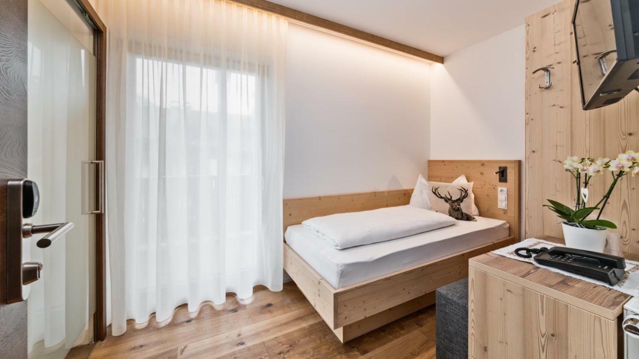 Hotel Moritz Dobbiaco Zewnętrze zdjęcie